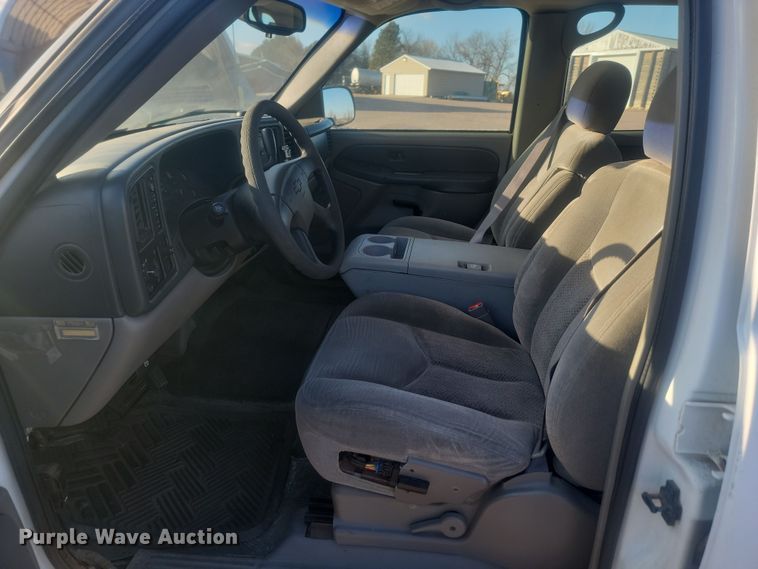 image for item KU9060 2003 Chevrolet Tahoe  SUV