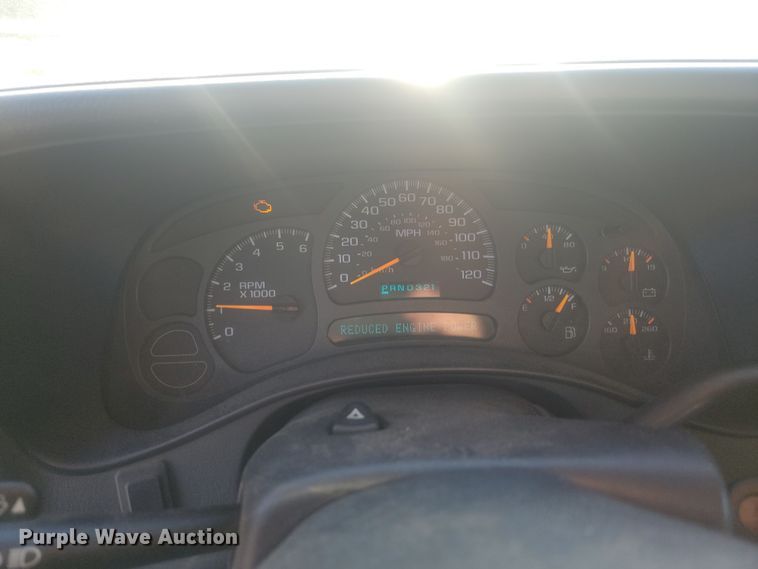 image for item KU9060 2003 Chevrolet Tahoe  SUV