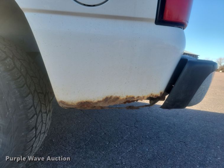 image for item KU9060 2003 Chevrolet Tahoe  SUV