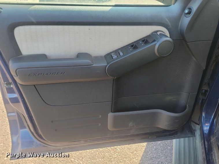 image for item KU9061 2008 Ford Explorer  SUV