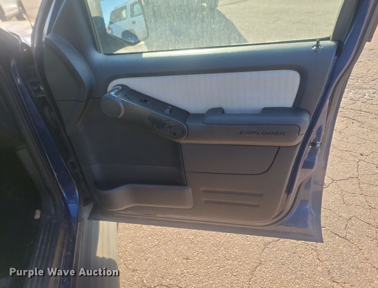 image for item KU9061 2008 Ford Explorer  SUV
