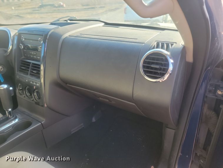 image for item KU9061 2008 Ford Explorer  SUV