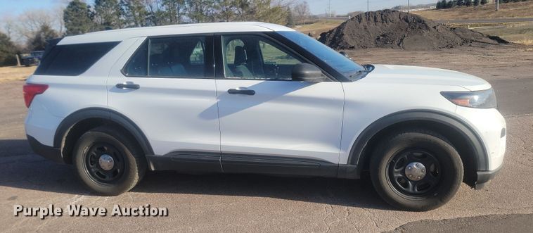 image for item KU9063 2020 Ford Explorer Police Interceptor  SUV