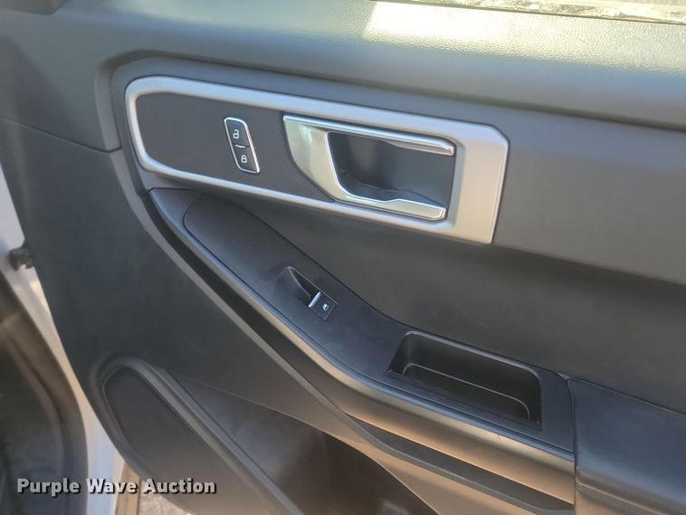 image for item KU9063 2020 Ford Explorer Police Interceptor  SUV