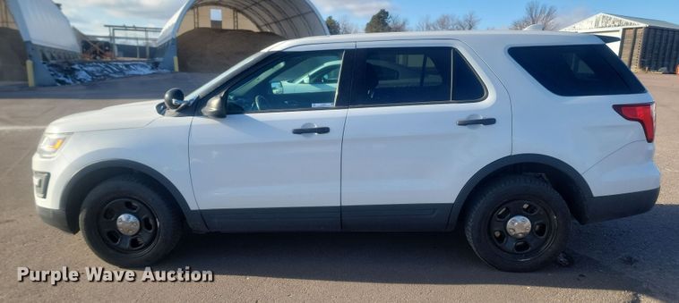 image for item KU9064 2017 Ford Explorer Police Interceptor  SUV