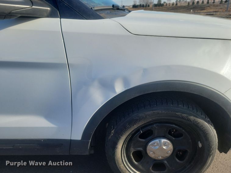 image for item KU9064 2017 Ford Explorer Police Interceptor  SUV