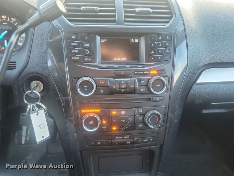 image for item KU9064 2017 Ford Explorer Police Interceptor  SUV