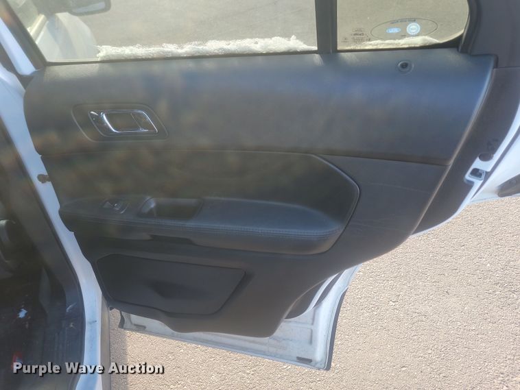 image for item KU9064 2017 Ford Explorer Police Interceptor  SUV