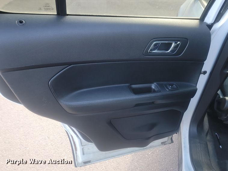 image for item KU9064 2017 Ford Explorer Police Interceptor  SUV