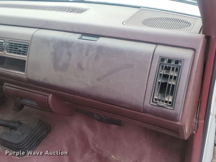 image for item KU9096 1994 Chevrolet C1500  Ext. Cab pickup truck