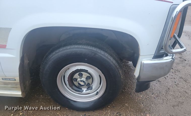 image for item KU9096 1994 Chevrolet C1500  Ext. Cab pickup truck