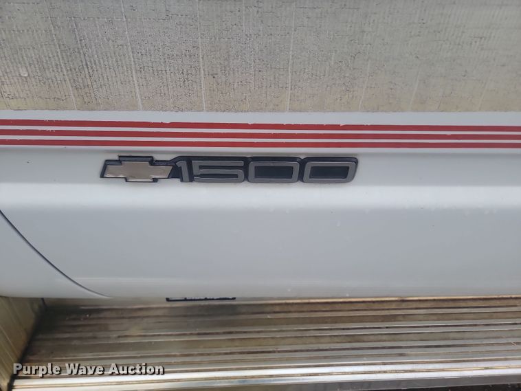 image for item KU9096 1994 Chevrolet C1500  Ext. Cab pickup truck