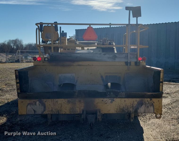 image for item KU9100 Etnyre  chip spreader