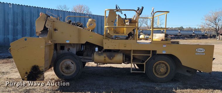 image for item KU9100 Etnyre  chip spreader