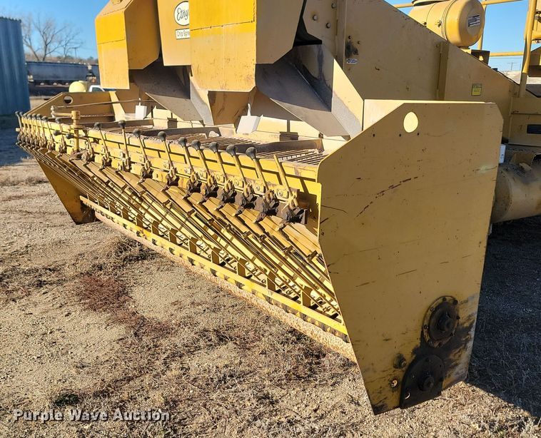 image for item KU9100 Etnyre  chip spreader