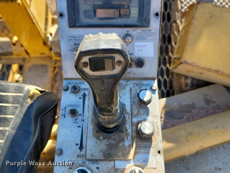 image for item KU9100 Etnyre  chip spreader