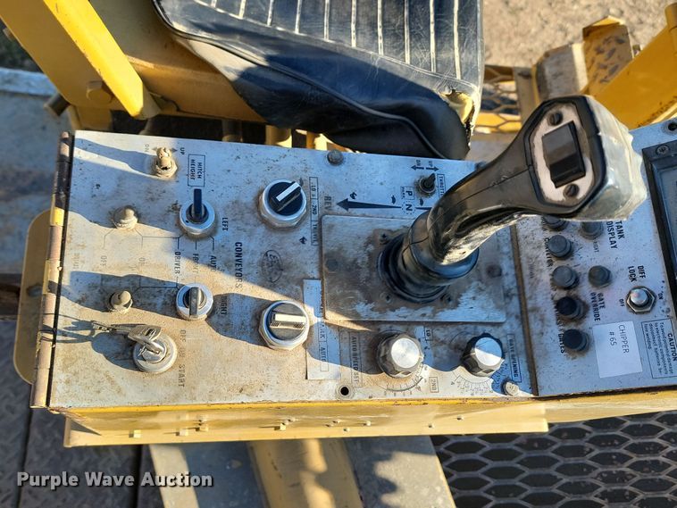 image for item KU9100 Etnyre  chip spreader