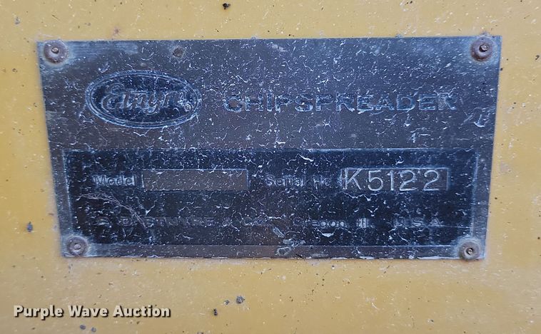 image for item KU9100 Etnyre  chip spreader