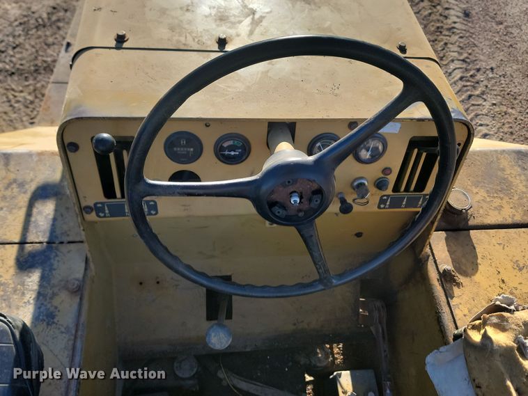 image for item KU9101 Hyster C530A  pneumatic roller