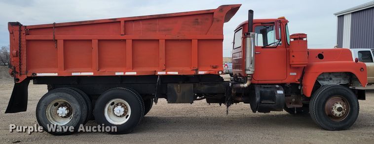 image for item KU9102 1978 Mack RD686S  dump truck