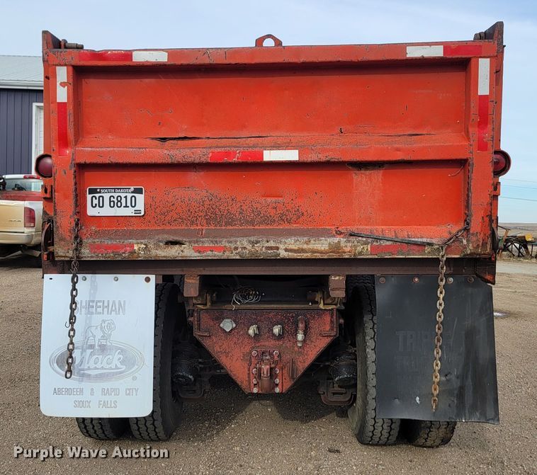 image for item KU9102 1978 Mack RD686S  dump truck