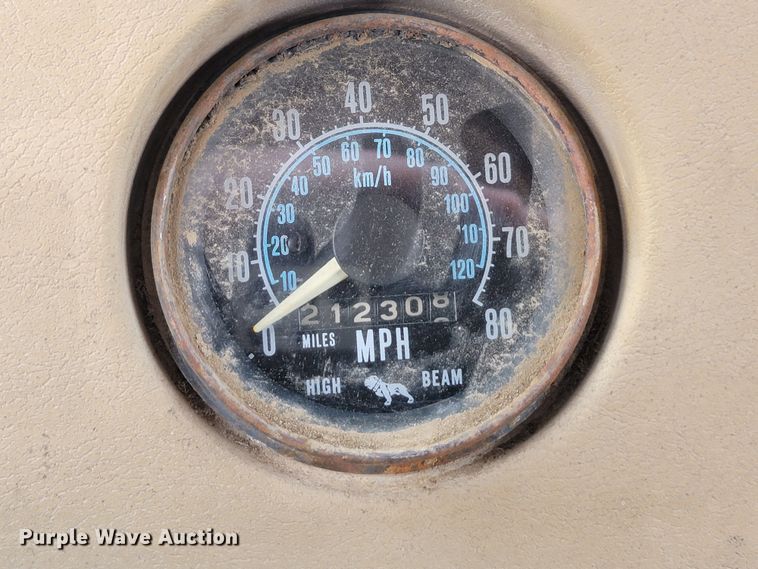 image for item KU9102 1978 Mack RD686S  dump truck