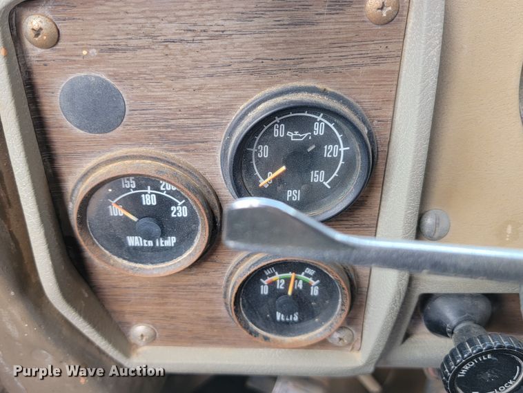 image for item KU9102 1978 Mack RD686S  dump truck