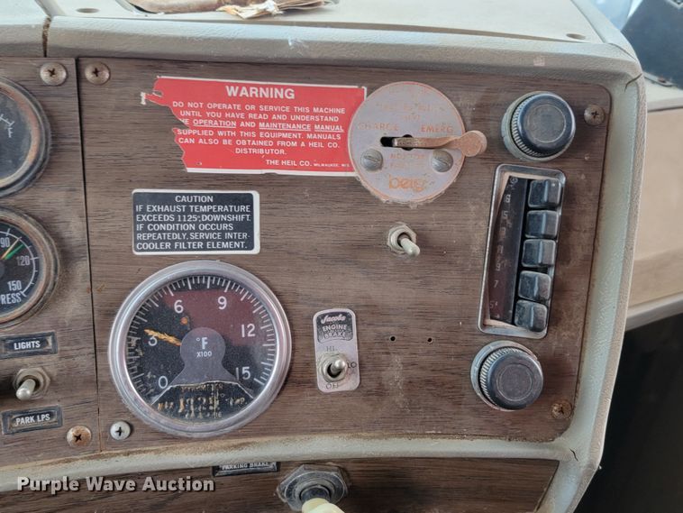 image for item KU9102 1978 Mack RD686S  dump truck