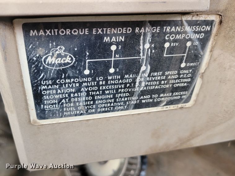 image for item KU9102 1978 Mack RD686S  dump truck