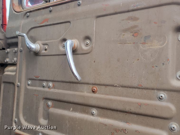 image for item KU9102 1978 Mack RD686S  dump truck