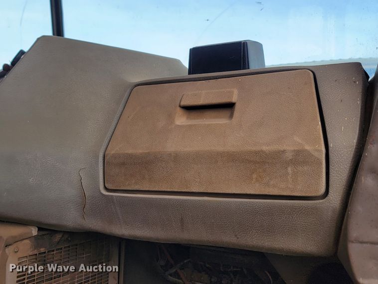 image for item KU9102 1978 Mack RD686S  dump truck