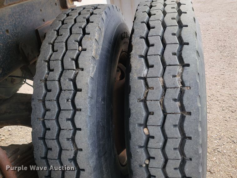 image for item KU9102 1978 Mack RD686S  dump truck