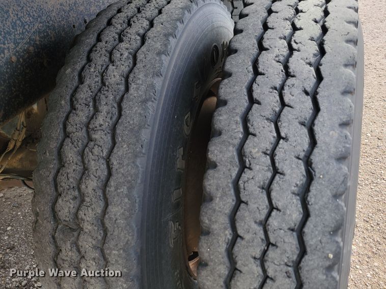 image for item KU9102 1978 Mack RD686S  dump truck