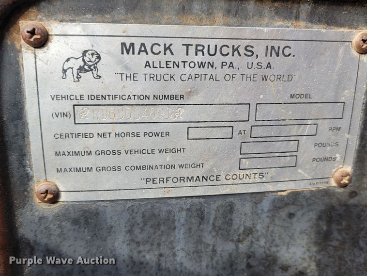 image for item KU9102 1978 Mack RD686S  dump truck