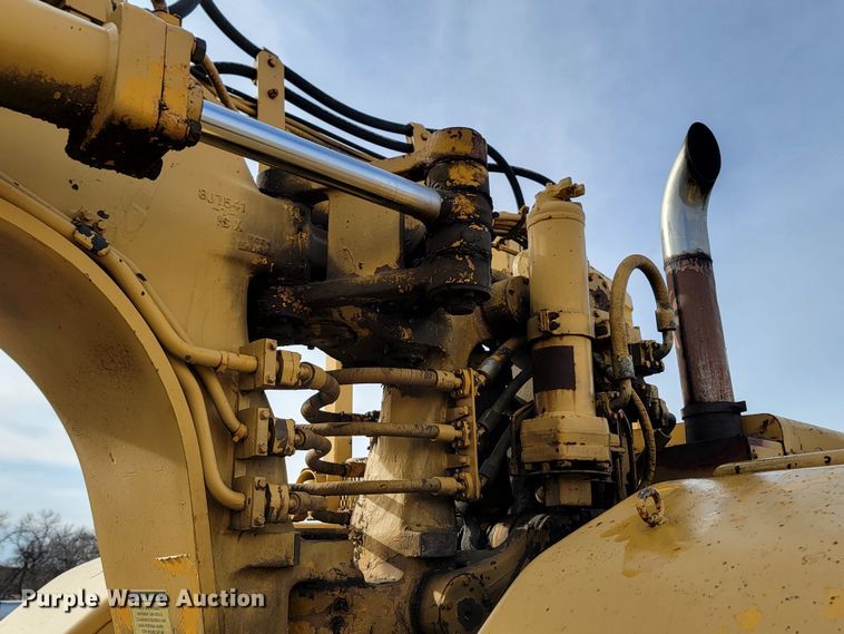 image for item KU9104 1976 Caterpillar 621B  conventional scraper