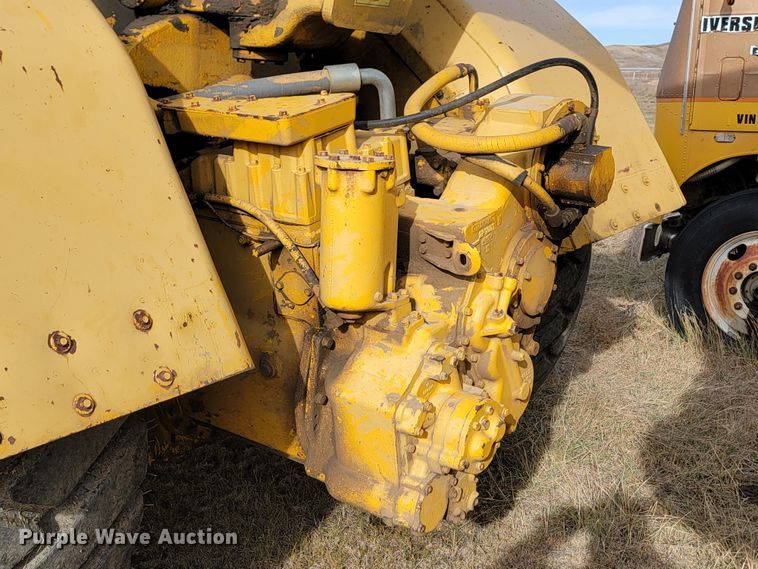 image for item KU9104 1976 Caterpillar 621B  conventional scraper