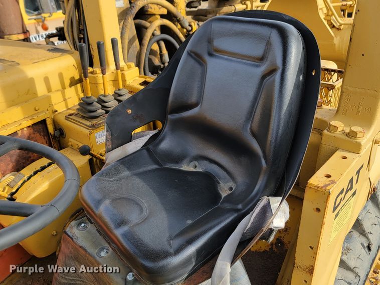 image for item KU9104 1976 Caterpillar 621B  conventional scraper
