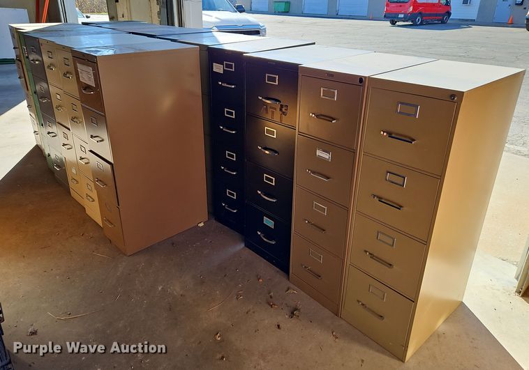 image for item LB9609 (18) Four drawer metal filing cabinets