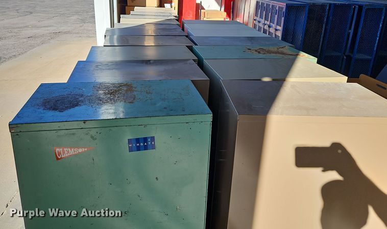 image for item LB9609 (18) Four drawer metal filing cabinets