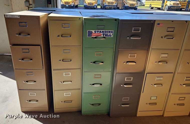 image for item LB9609 (18) Four drawer metal filing cabinets