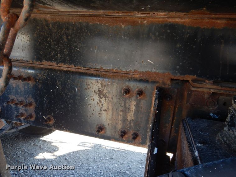 image for item LC9360 2008 Mack 800 GU  dump truck