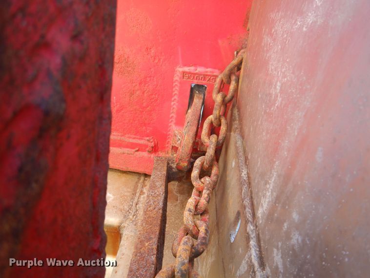 image for item LC9360 2008 Mack 800 GU  dump truck