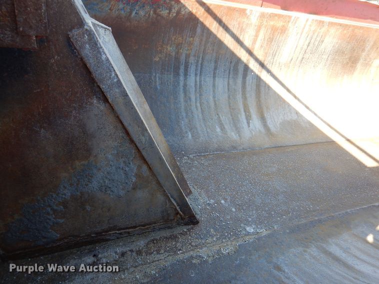 image for item LC9360 2008 Mack 800 GU  dump truck