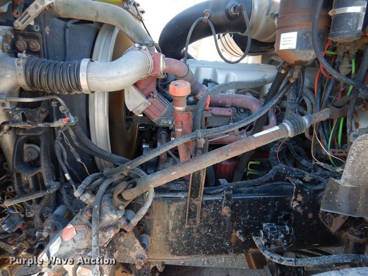 image for item LC9360 2008 Mack 800 GU  dump truck