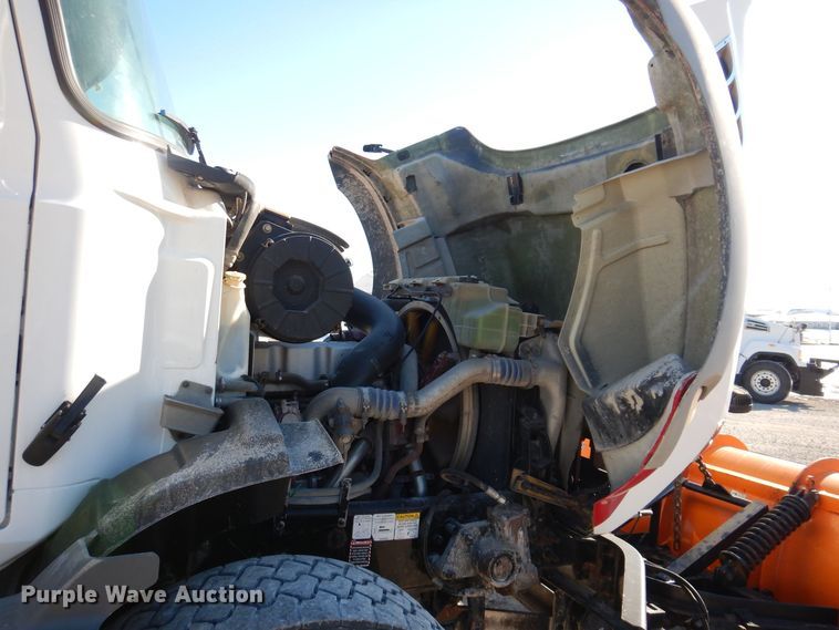 image for item LC9360 2008 Mack 800 GU  dump truck