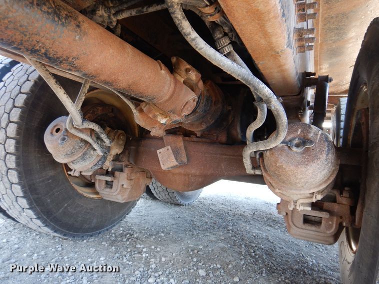 image for item LC9360 2008 Mack 800 GU  dump truck