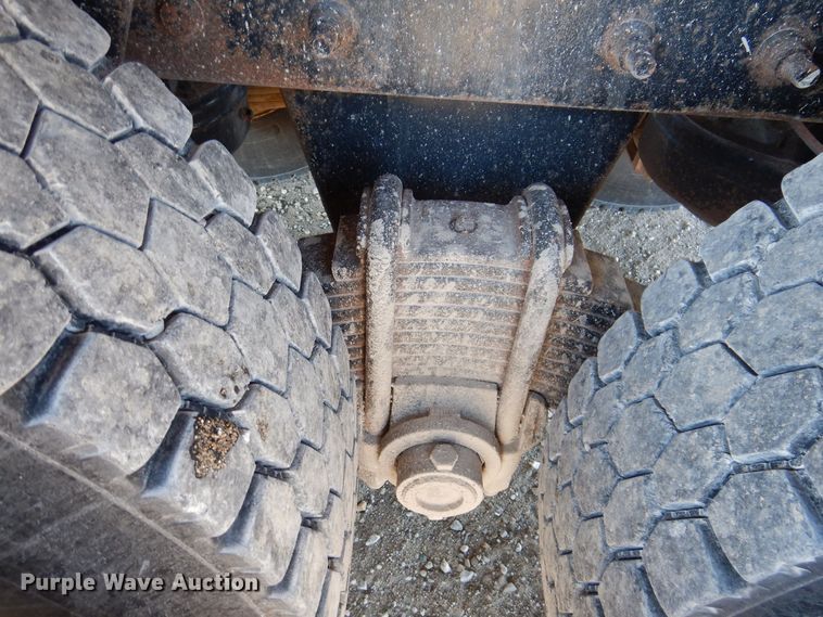 image for item LC9360 2008 Mack 800 GU  dump truck