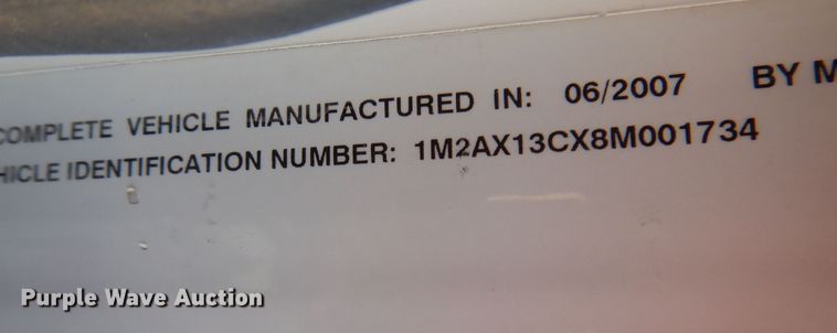 image for item LC9360 2008 Mack 800 GU  dump truck