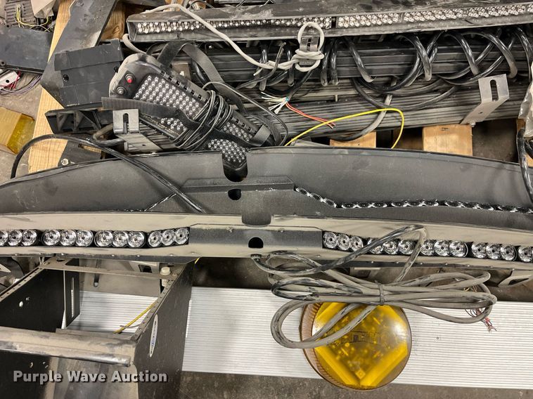 image for item LD9849 Automotive lights