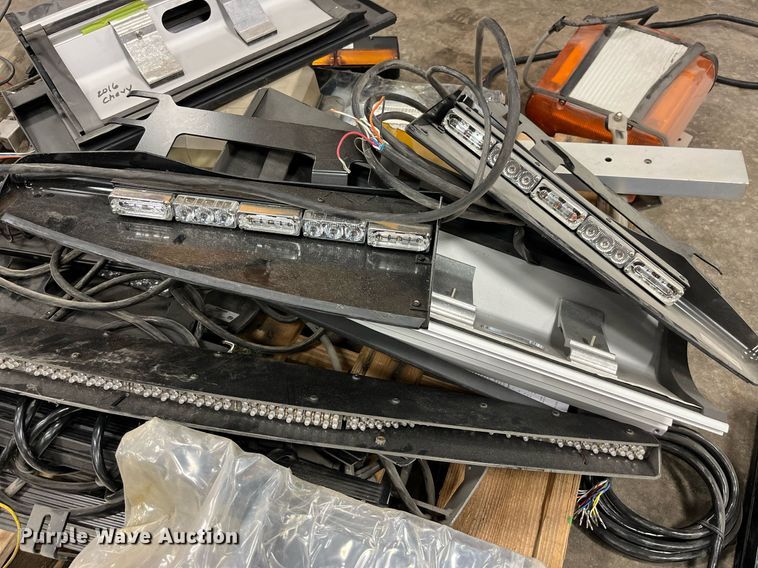 image for item LD9849 Automotive lights